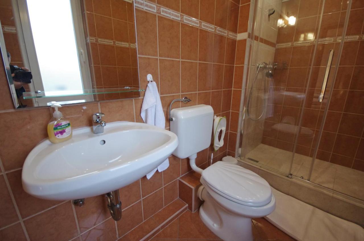 Bodza Apartman Gyula Luaran gambar